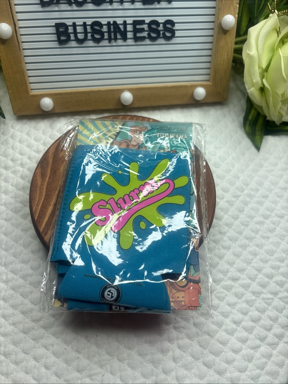 Futurama Slurm Koozie 2 Pack Loot Crate Exclusive Can Coolers New 2017 Sealed